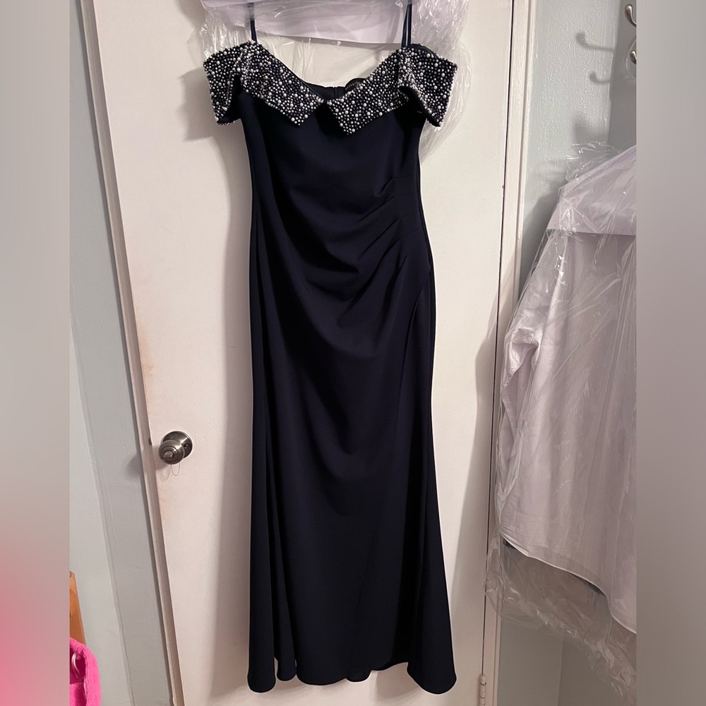 Betsy & Adam 8Petite Beaded Off-The-Shoulder Gown-Navy